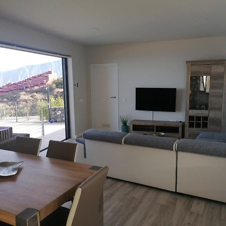 Villa “La Florida” - Wonderful Views - Pool - Wifi كانديلاريا المظهر الخارجي الصورة