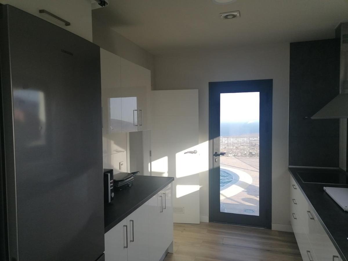 Villa “La Florida” - Wonderful Views - Pool - Wifi كانديلاريا المظهر الخارجي الصورة
